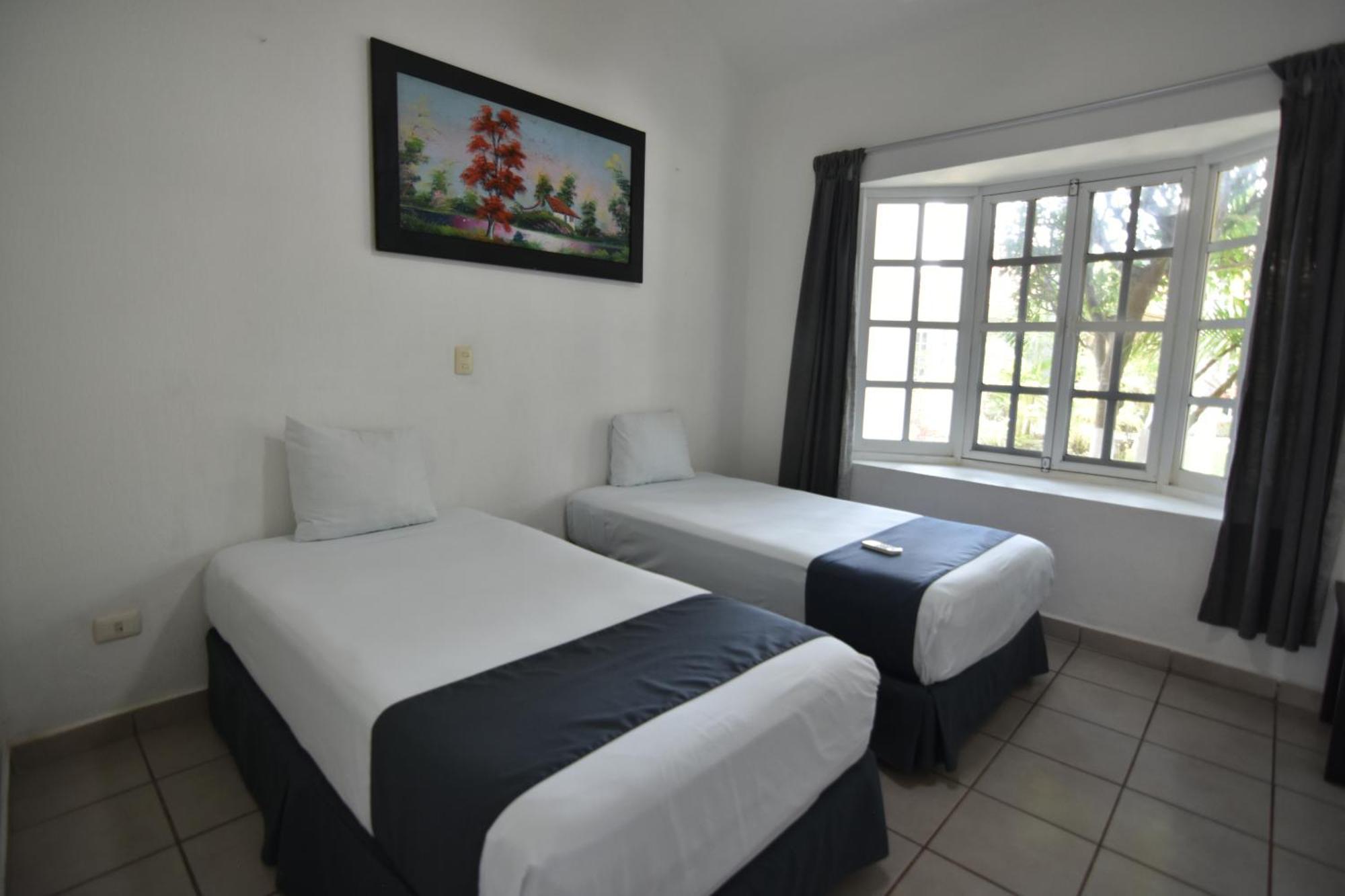 Tulipanes Villa Cancun